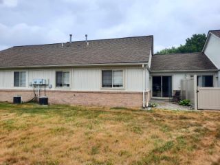 Foreclosed Home - 25330 JULIANNA DR, 48051