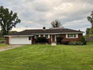 Foreclosed Home - 27220 BERTRAND DR, 48051