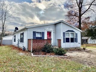 Foreclosed Home - 3801 MAPLE RD, 48059