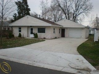 Foreclosed Home - 2014 DIVISION ST, 48060