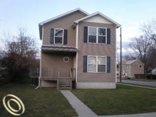 Foreclosed Home - 2439 WALNUT ST, 48060