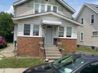 Foreclosed Home - 1217 WELLS ST, 48060