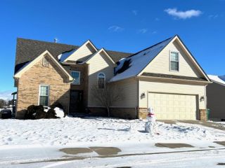 Foreclosed Home - 70248 SUNNY BROOK LN, 48062