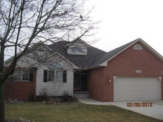 Foreclosed Home - 70154 HILLSIDE CT, 48065