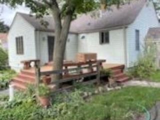 Foreclosed Home - 70189 MELLEN RD, 48065