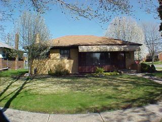 Foreclosed Home - 28610 KAUFMAN ST, 48066