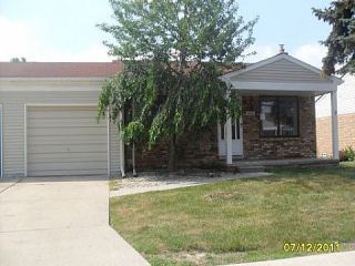 Foreclosed Home - 16466 TERRACE CT, 48066