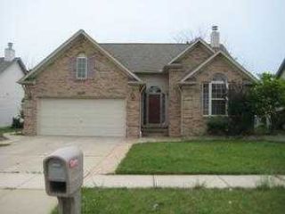 Foreclosed Home - 18248 BLUE ISLAND CT, 48066