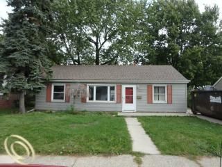 Foreclosed Home - 26414 BARNES ST, 48066