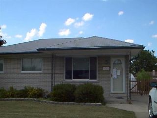 Foreclosed Home - 18889 ROSEGARDEN ST, 48066
