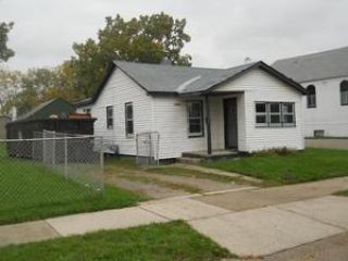 Foreclosed Home - 25381 BLAIR ST, 48066