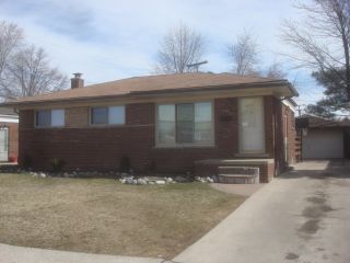 Foreclosed Home - 28740 MASSACHUSETTS ST, 48066