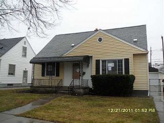 Foreclosed Home - 25737 FORTUNA ST, 48066