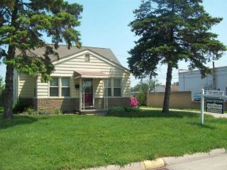 Foreclosed Home - 18791 FLORIDA ST, 48066