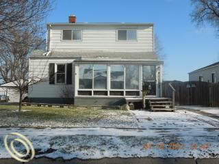 Foreclosed Home - 29304 CONGRESS ST, 48066