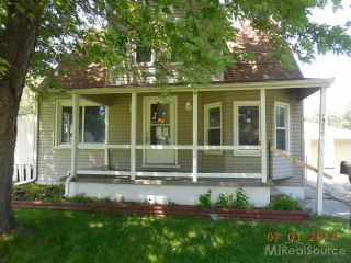 Foreclosed Home - 18625 BEECHWOOD ST, 48066