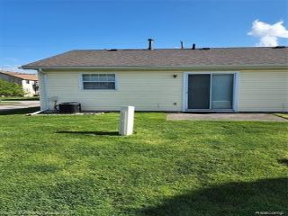 Foreclosed Home - 20829 FLORA ST, 48066