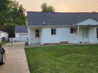 Foreclosed Home - 30993 TENNESSEE ST, 48066