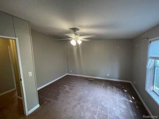 Foreclosed Home - 26653 NIEMAN ST, 48066