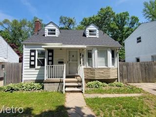 Foreclosed Home - 1323 LONGFELLOW AVE, 48067