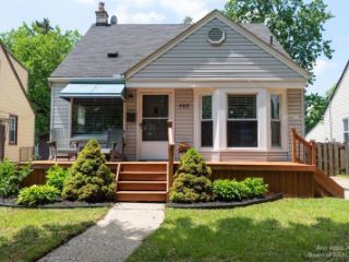 Foreclosed Home - 308 S DORCHESTER AVE, 48067