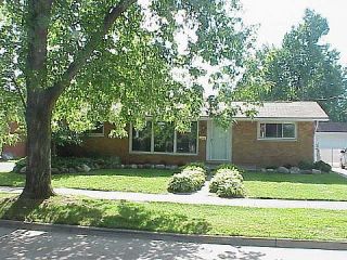 Foreclosed Home - 31195 EDGEWORTH DR, 48071