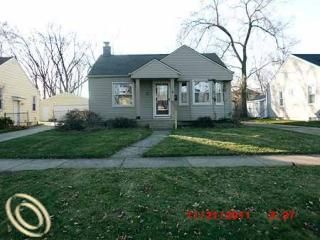 Foreclosed Home - 3565 BUCKINGHAM AVE, 48072