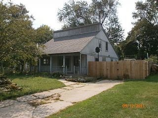 Foreclosed Home - 4703 HAMPTON BLVD, 48073