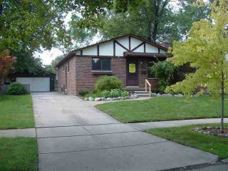 Foreclosed Home - 4419 ROBINWOOD AVE, 48073