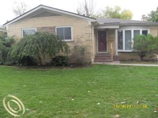 Foreclosed Home - 4031 NORMANDY RD, 48073