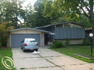 Foreclosed Home - 23607 PLUMBROOKE DR, 48075