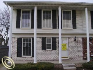 Foreclosed Home - 21719 HIDDEN RIVERS DR N, 48075