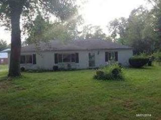 Foreclosed Home - 21125 Avon Ln, 48075