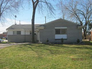 Foreclosed Home - 29105 SOUTHGATE DR, 48076