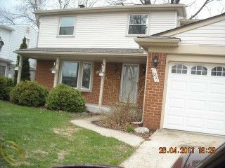 Foreclosed Home - 17221 MADISON ST, 48076