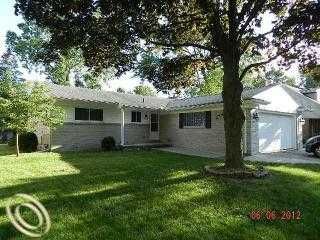 Foreclosed Home - 19741 SILVER SPRING ST, 48076