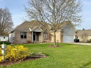 Foreclosed Home - 635 SAINT ANDREWS, 48079