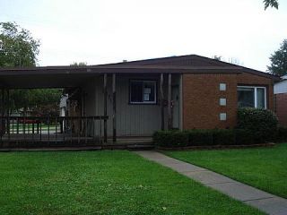 Foreclosed Home - 22719 AVALON ST, 48080