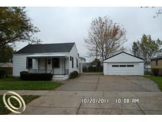 Foreclosed Home - 19605 PARKSIDE ST, 48080