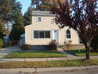 Foreclosed Home - 21923 GRAND LAKE ST, 48080