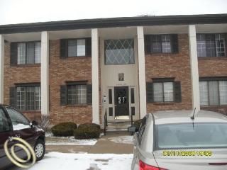 Foreclosed Home - 19707 RIDGEMONT ST # 20, 48080