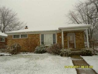 Foreclosed Home - 23231 PLAYVIEW ST, 48082