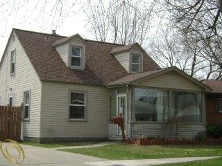 Foreclosed Home - 23500 GLENBROOK ST, 48082
