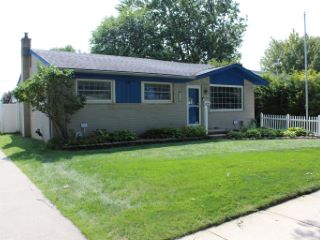 Foreclosed Home - 32500 BIRKSHIRE ST, 48082