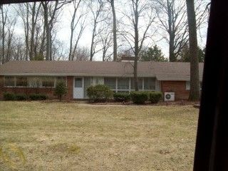 Foreclosed Home - 3154 OAKHILL DR, 48084