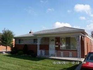 Foreclosed Home - 32424 BEECHWOOD DR, 48088