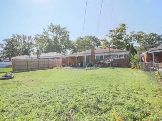Foreclosed Home - 26118 NEWPORT AVE, 48089