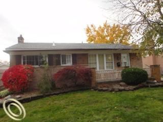 Foreclosed Home - 11906 HAROLD ST, 48089