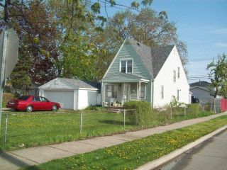 Foreclosed Home - 8141 CADILLAC AVE, 48089