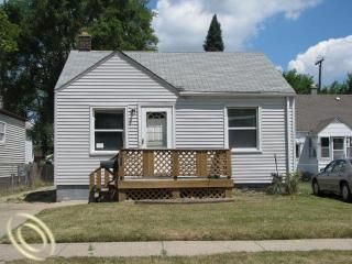 Foreclosed Home - 8061 ESSEX AVE, 48089